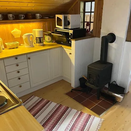 Bjorkely Gard * Rasvag